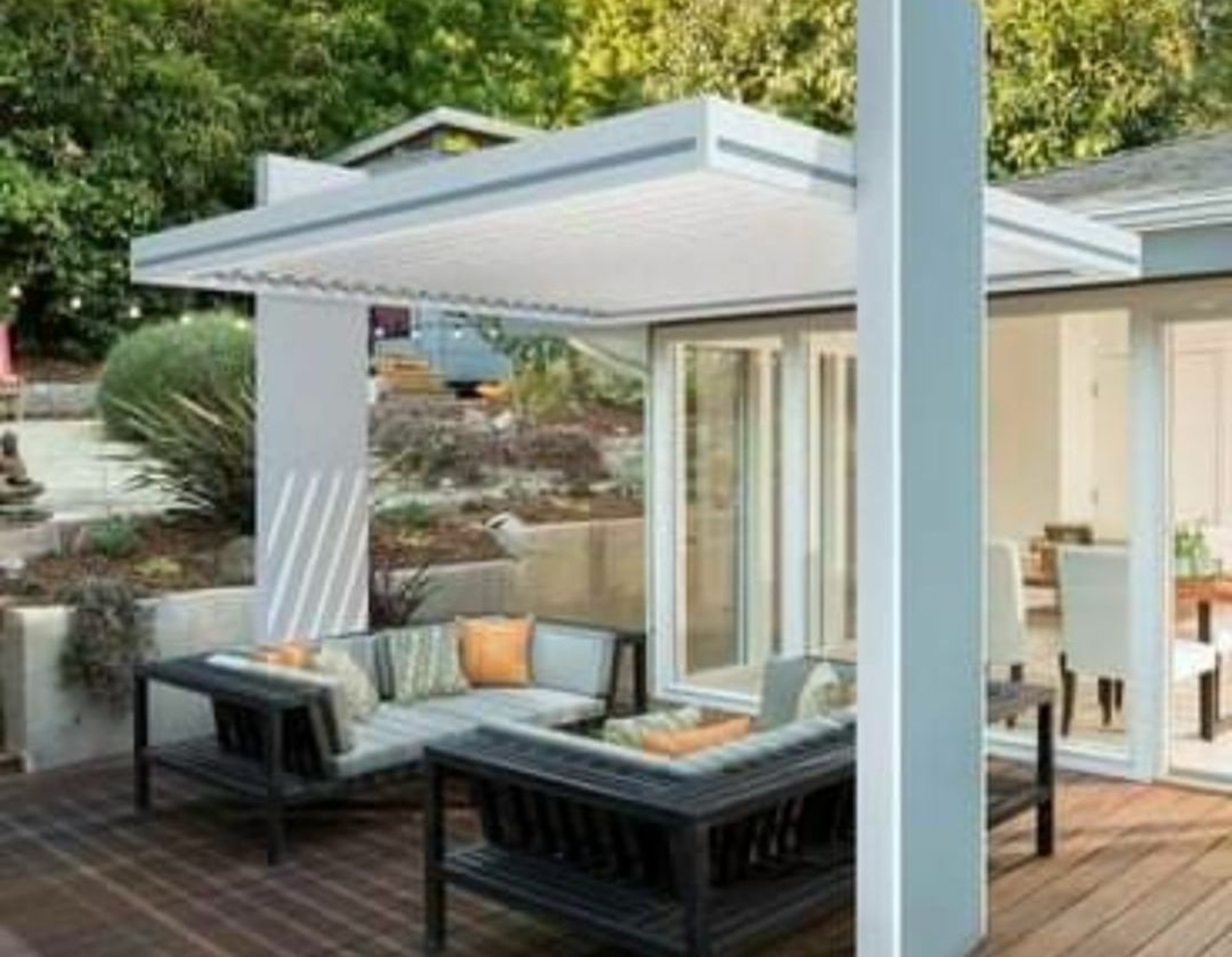 Contemporary Louvered Garden Pergola Lounge